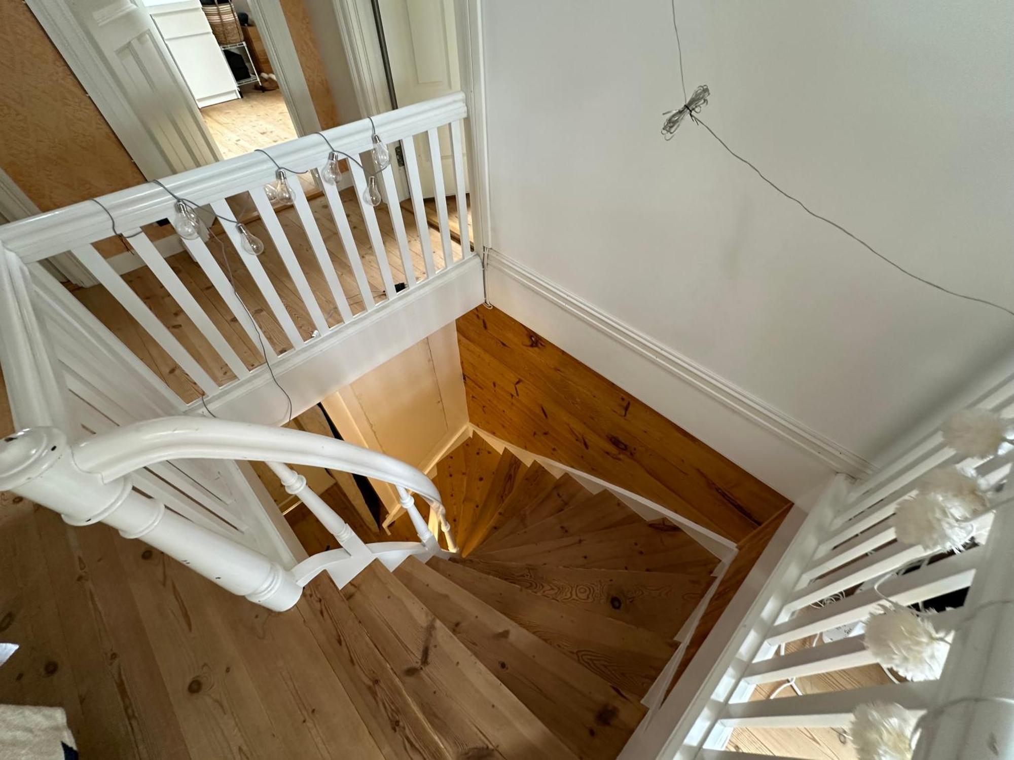 Sjarmerende Bolig Like Ved Togstasjonen Apartment Bergen Exterior foto