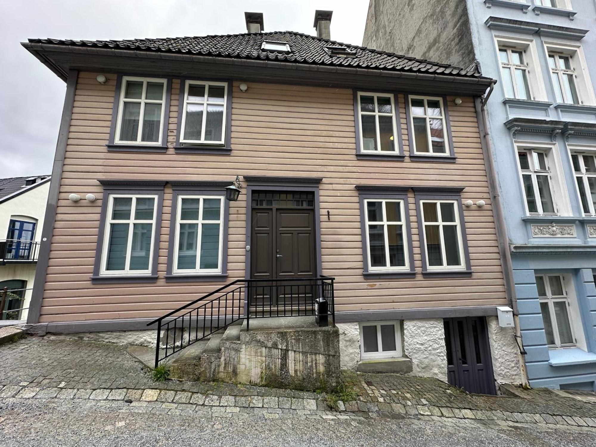 Sjarmerende Bolig Like Ved Togstasjonen Apartment Bergen Exterior foto